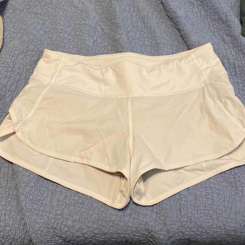 Lululemon speed shorts size 6